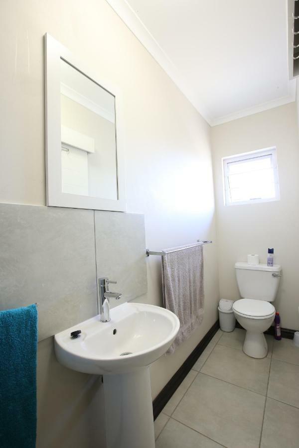 Villa 12 Grace Avenue à Durban Extérieur photo